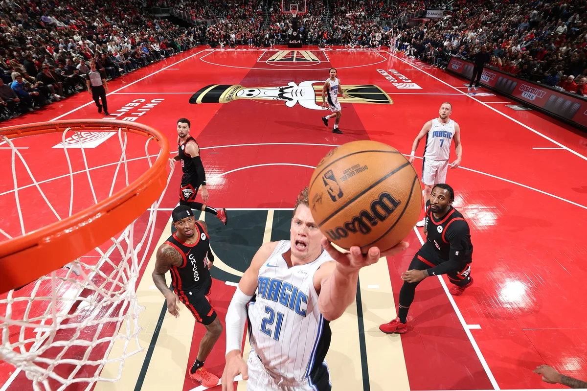 NBA篮球赛事现场，今日竞彩足球品牌展示